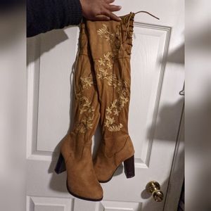2for30!!! Suede brown floral embroidered thigh high boots